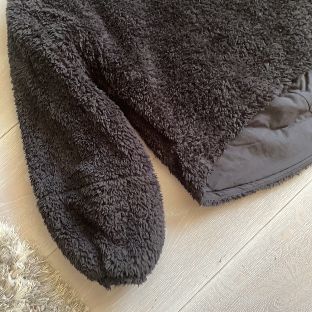 Lululemon Super Soft Pull Over - image 3